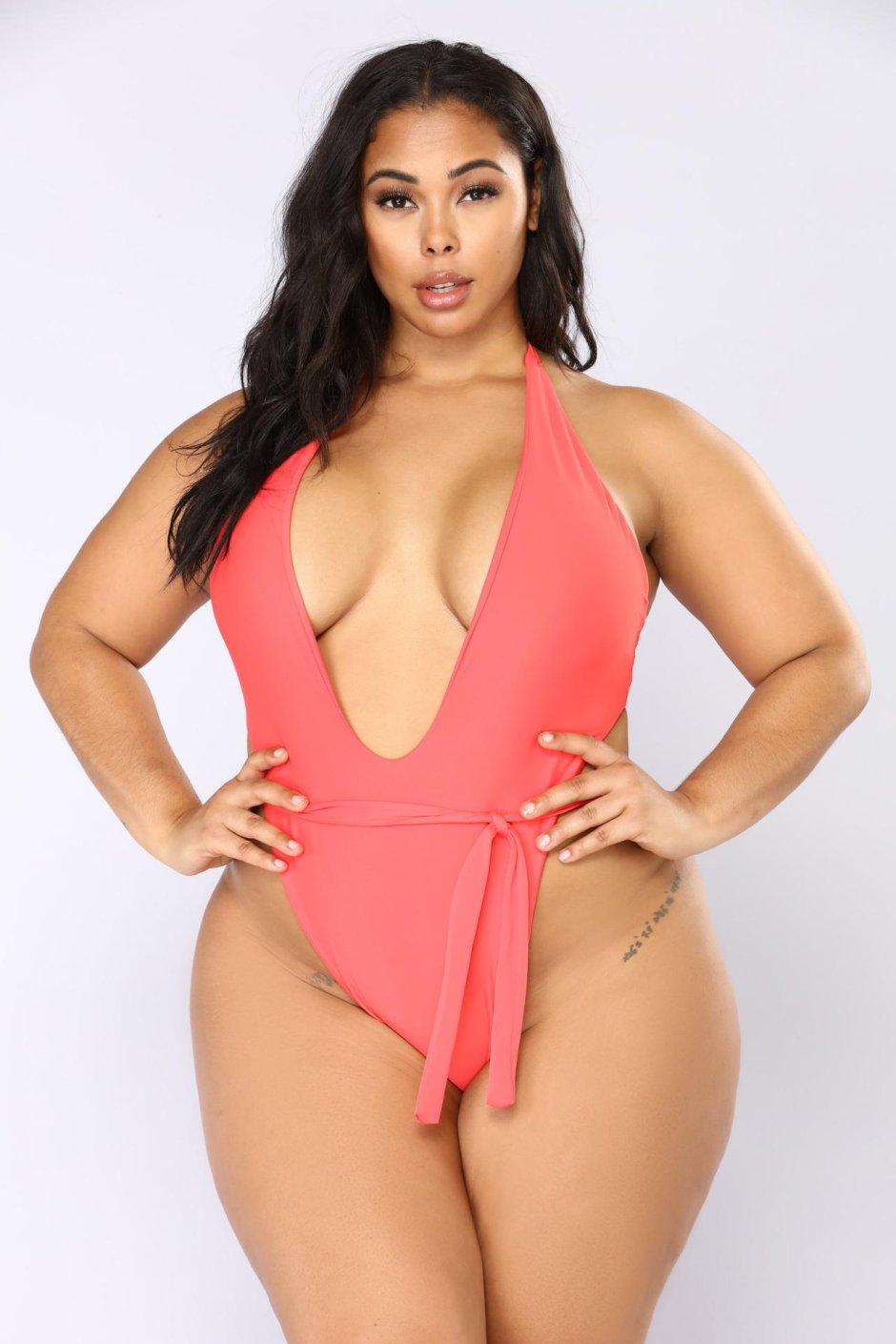 Стильные купальники для полных женщин