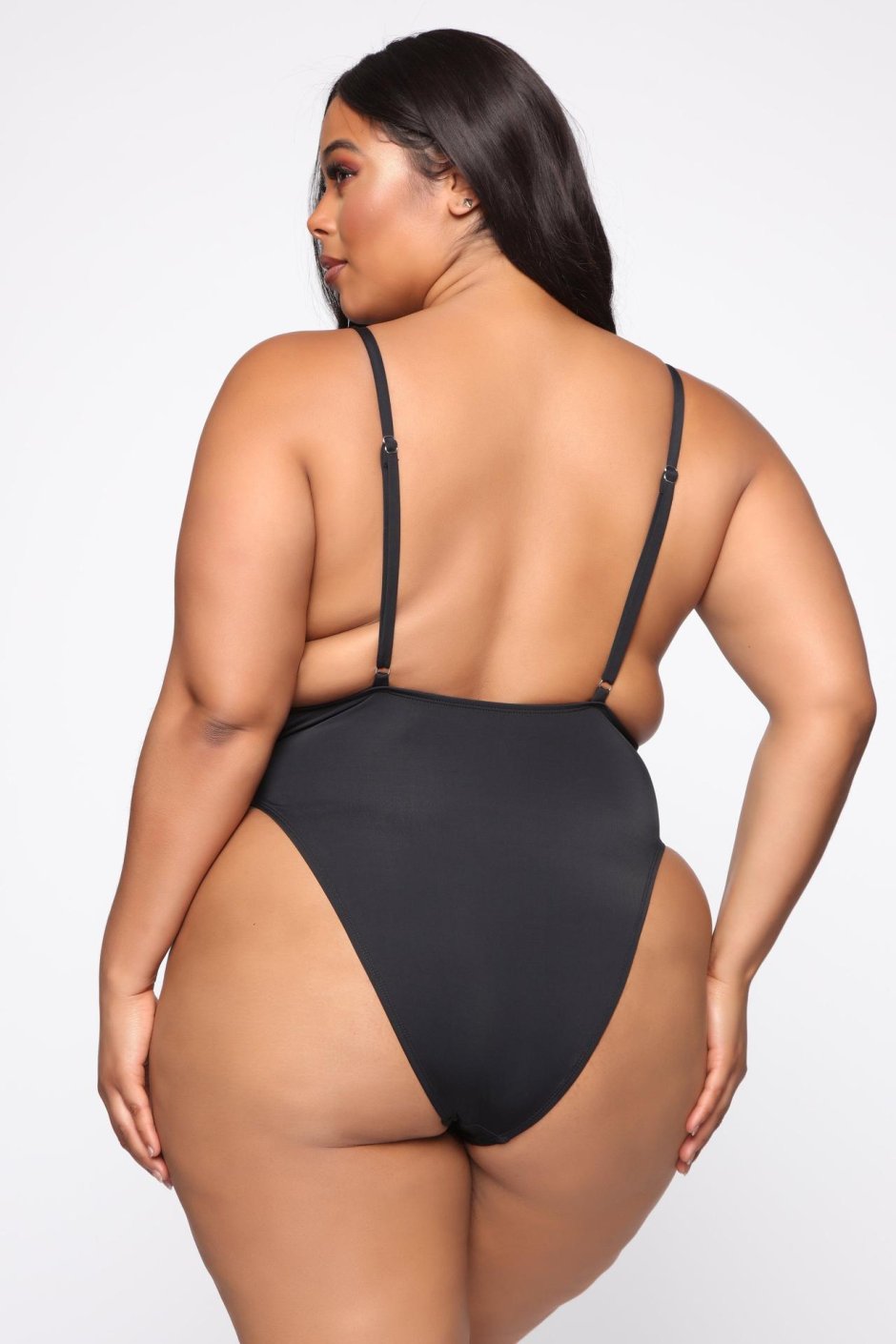 Пышная женщина