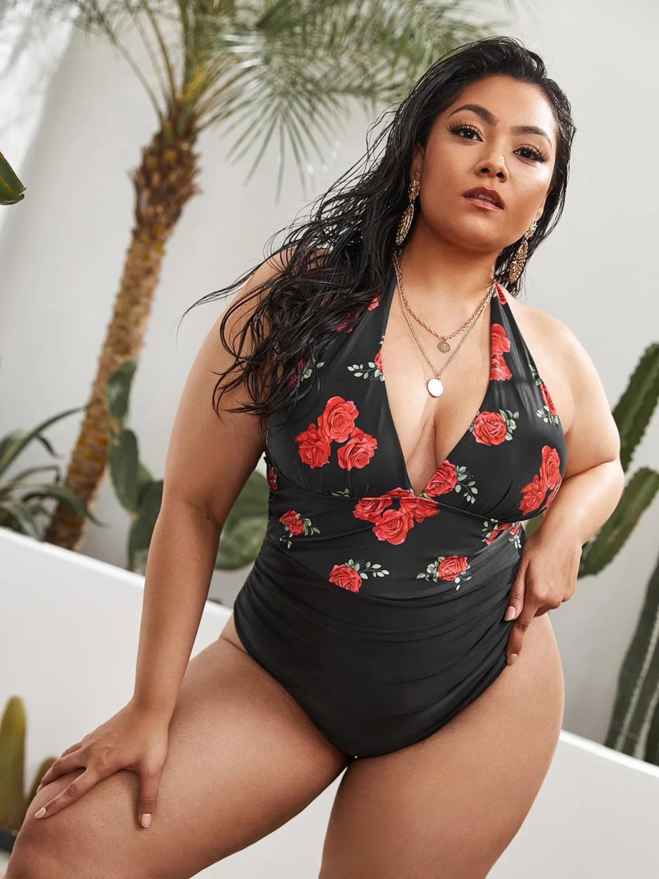 Слитные купальник