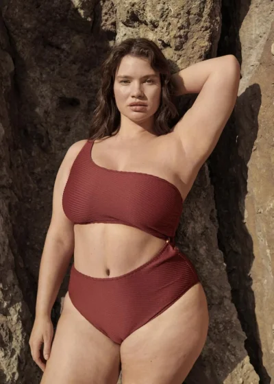 Купальники 2024 для полных женщин модные