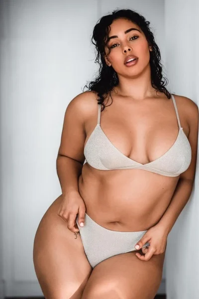 Tabria majors модель plus size