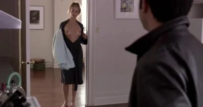 Голая элизабет беркли