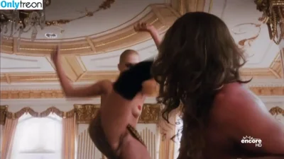 Элизабет беркли обнажёнка