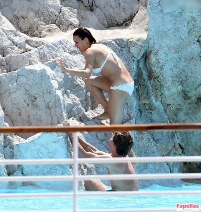 Мишель родригес слив голая