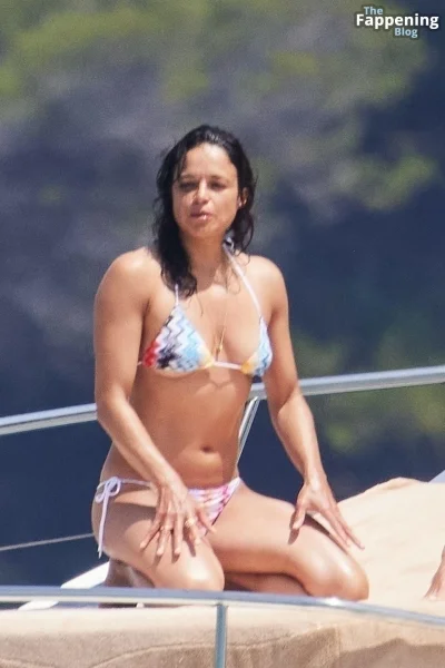 Мишель родригес в нижнем белье