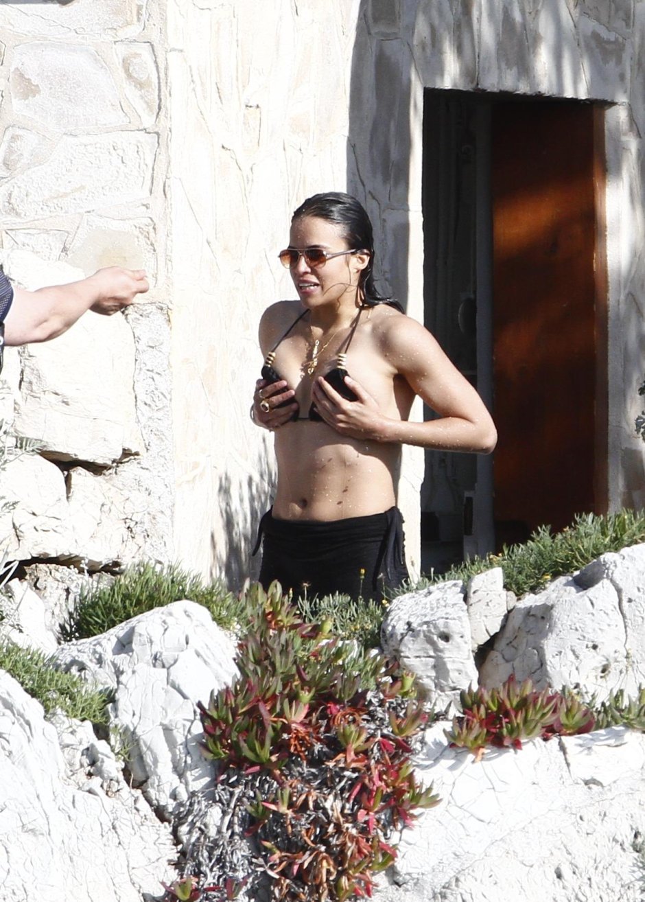 Мишель родригес в нижнем белье