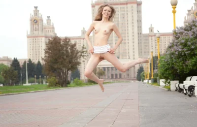 Студентка мгу разделась