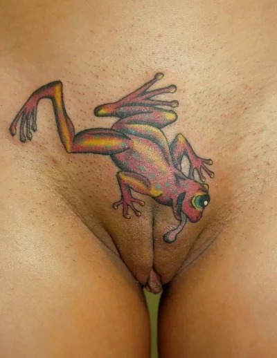 Тату лягушка