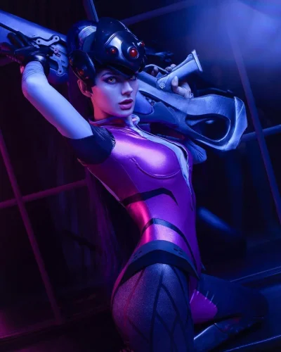 Jannet incosplay роковая вдова