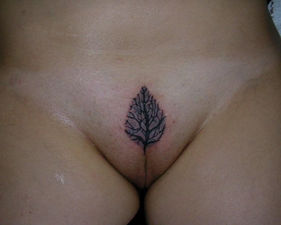 Татуировка женская