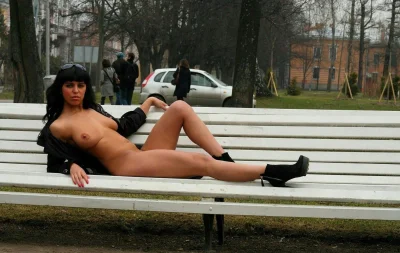 Эксгибиционист порно