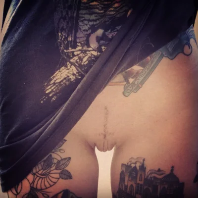 Эротические тату