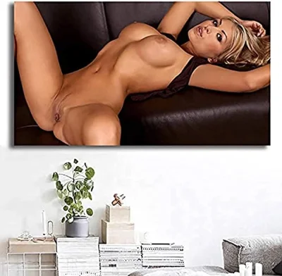 Эротичные голые девушки