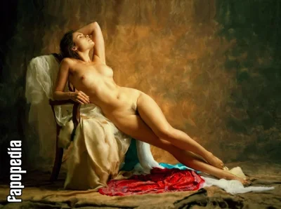 Художественная эротика