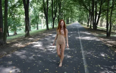 Дженни смит гуляет голой