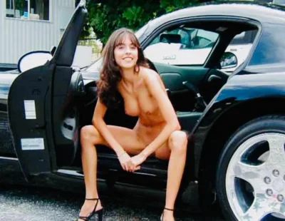 Автомобиль девушка