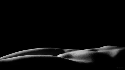 Черно белый женский лобок