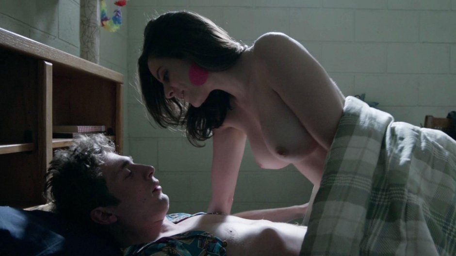 Мэгги гилленхаал nude 2004