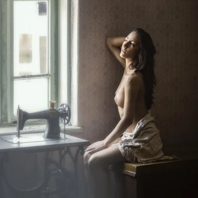 Старая швейная машинка