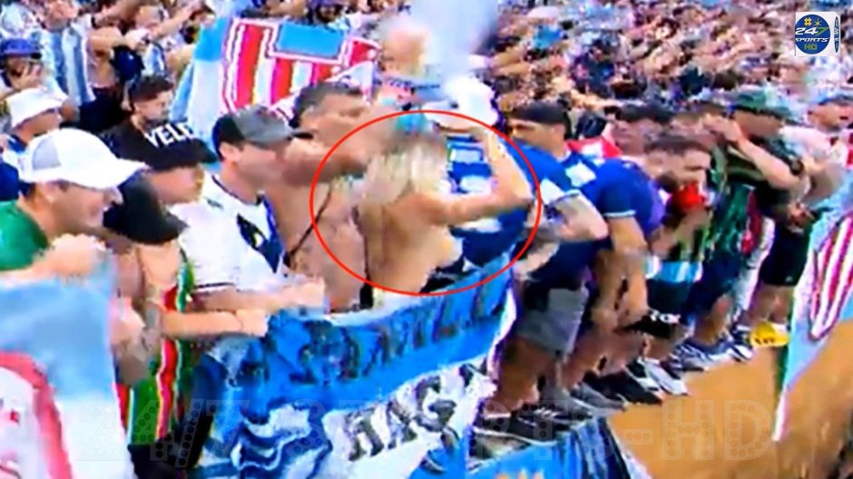 Футбольные фанатки