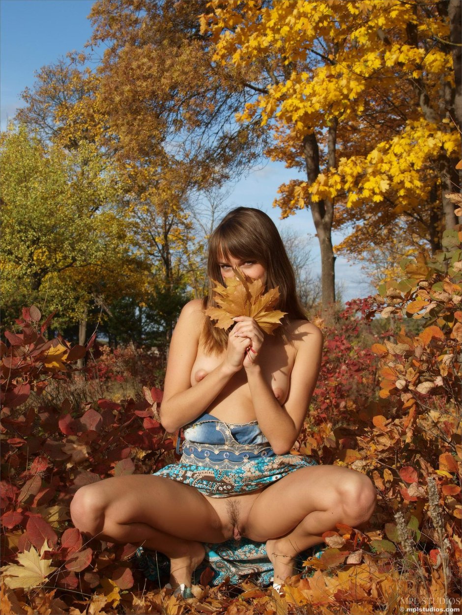 Женщина осень