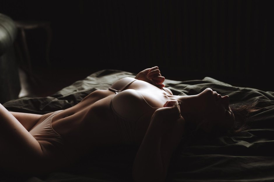 Ню фотосессия для вирта