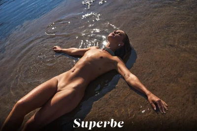 Спортивное женское тело