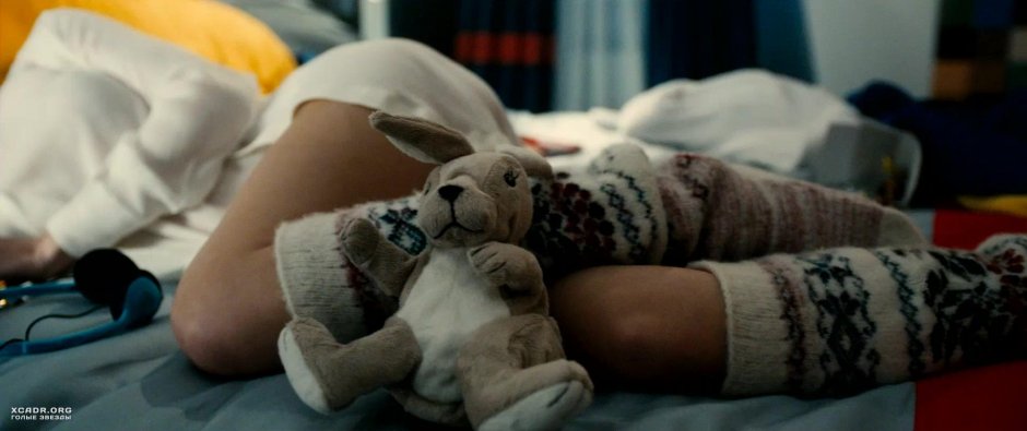 Девушка с мишкой