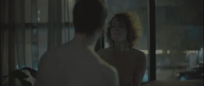 Голая лянка грыу сиськи