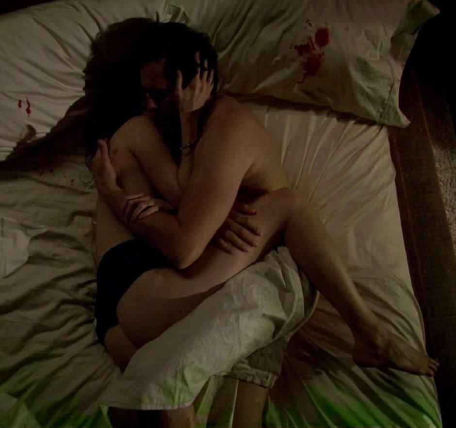 Фелисити джонс в постели