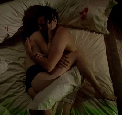 Фелисити джонс в постели