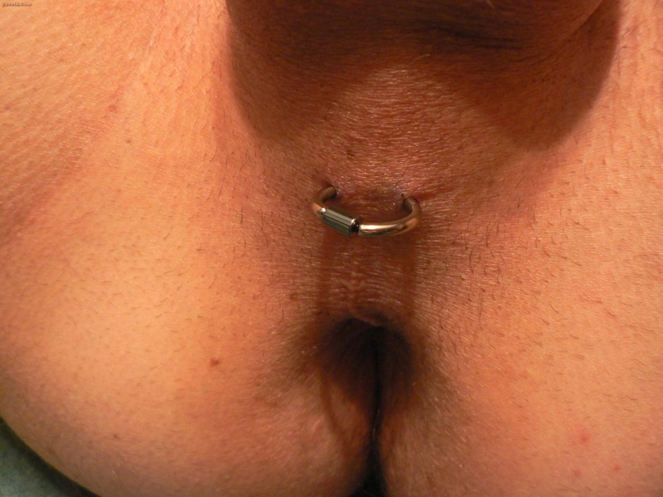 Anal piercing