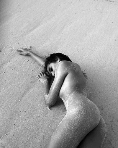 Рэйчел мортенсон модель ню