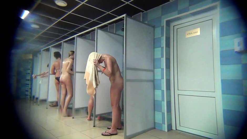 Камера в женской раздевалке