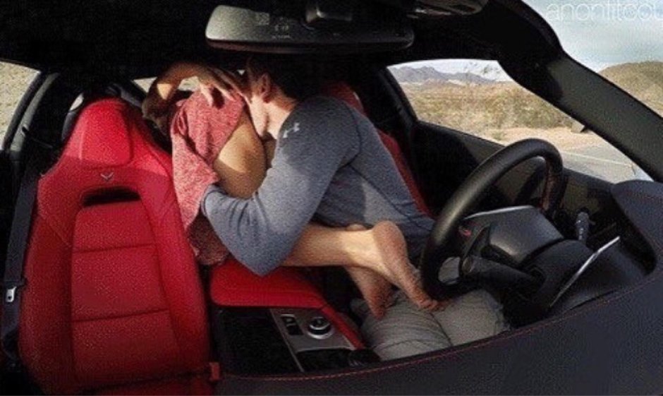 Шикарный куни в машине