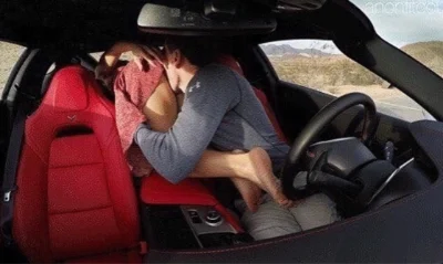 Шикарный куни в машине