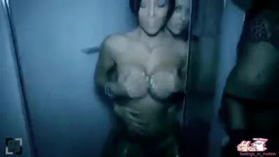 Эротика стриптиз