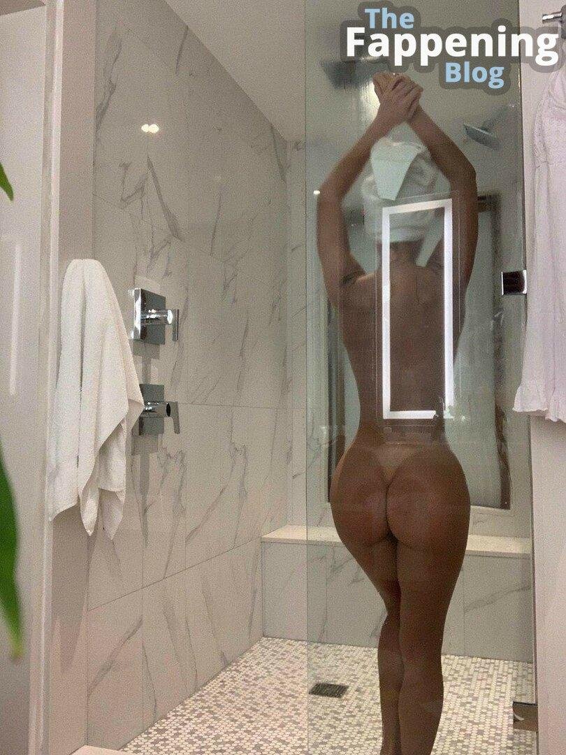 Девушка голая эротика