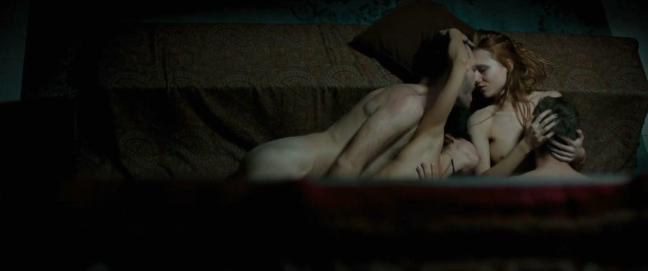 Эротическая сцена