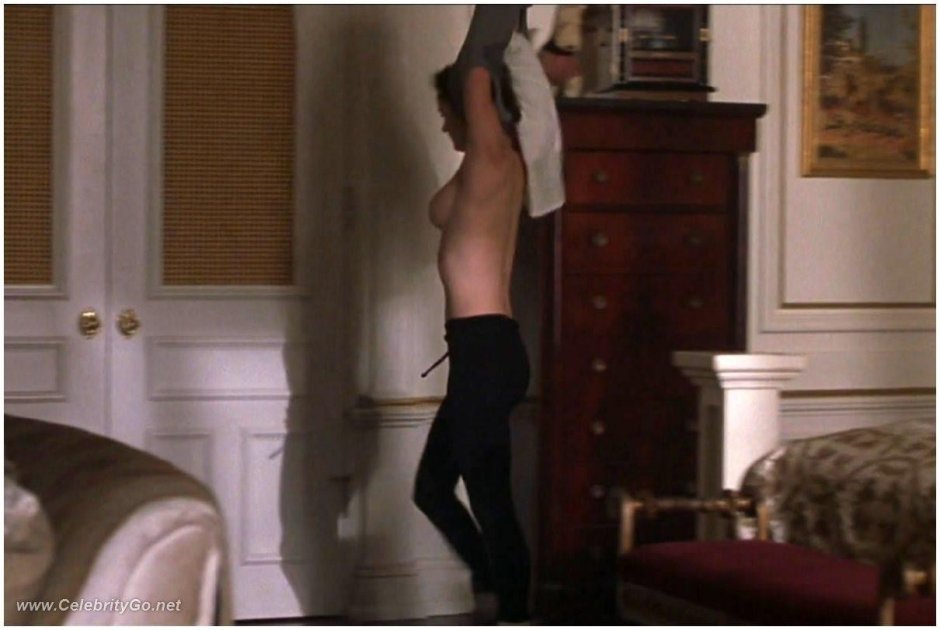 Обнаженная актриса