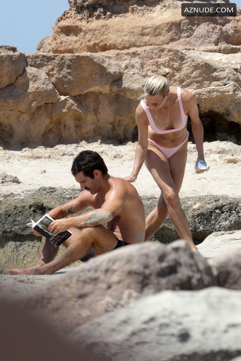 Робин райт в купальнике