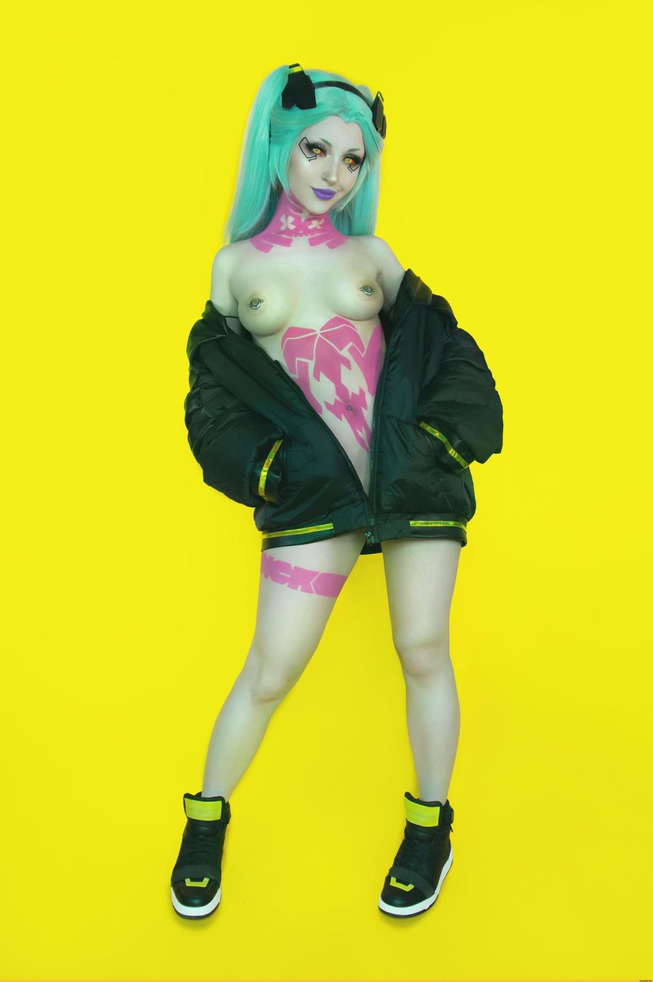 Ребекка киберпанк косплей