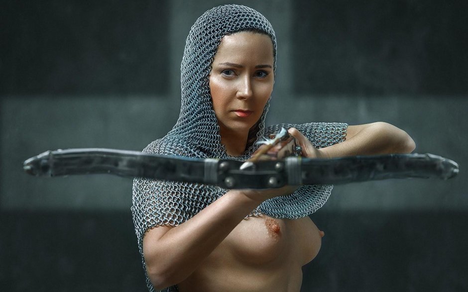 Эротические воин в кольчуге
