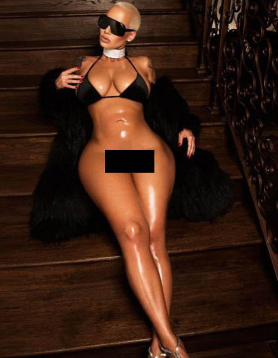 Лысая роуз эмбер