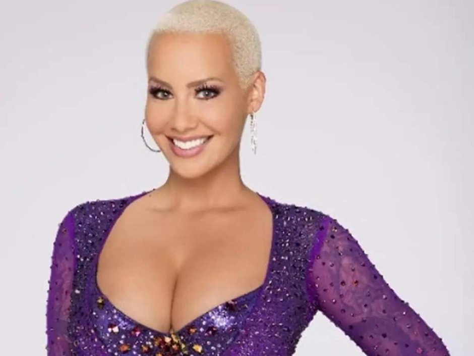 Эмбер роуз декольте