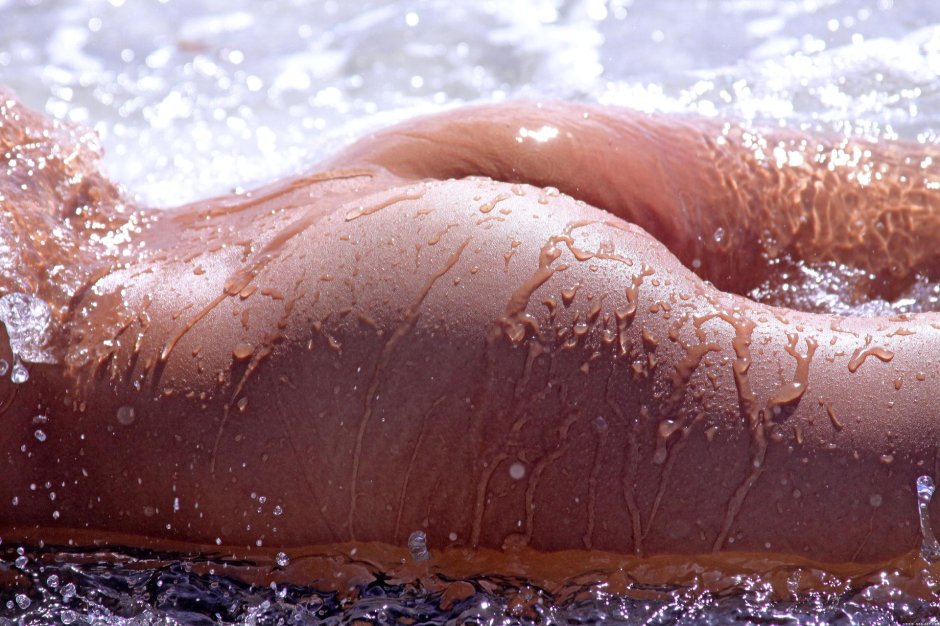 Мокрая попка