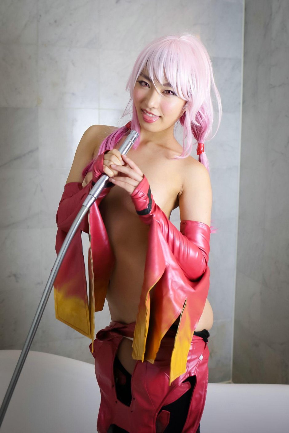 Inori yuzuriha cosplay