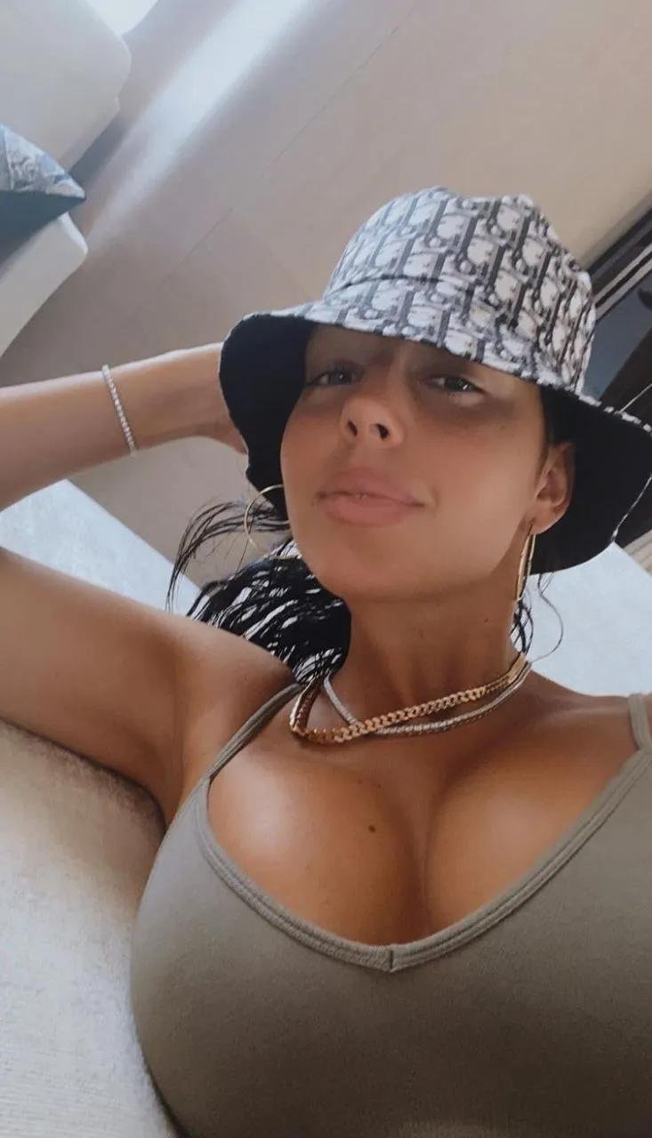 Джорджина родригес секси