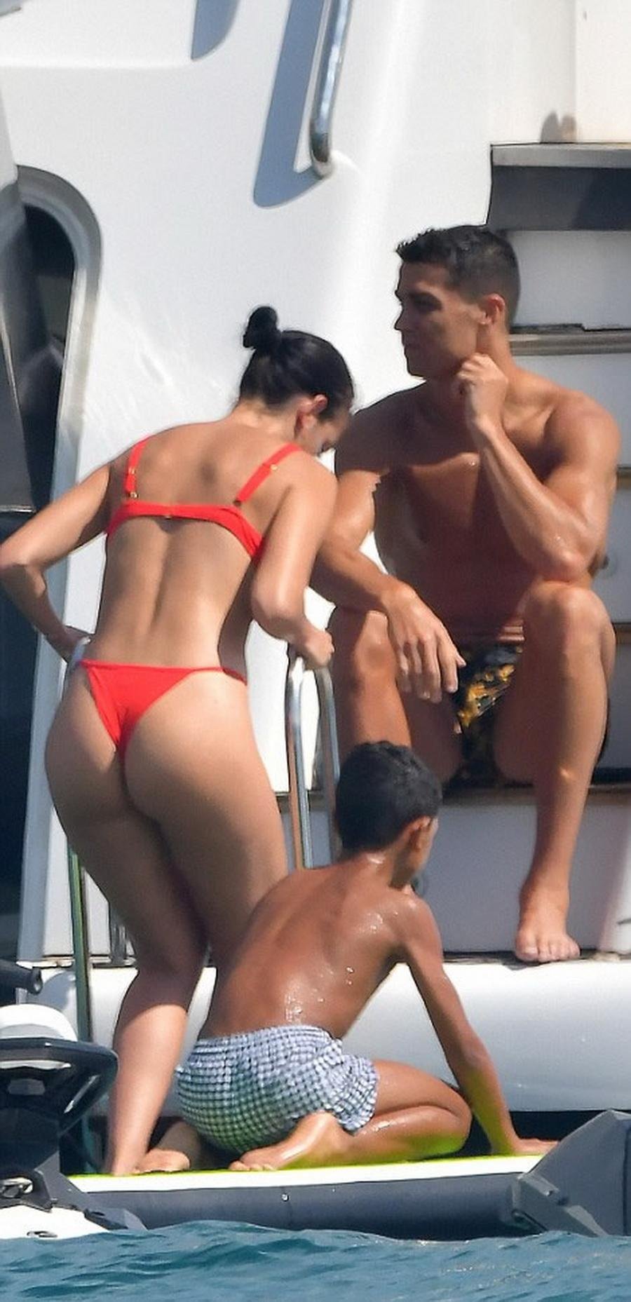 Джорджина родригес и криштиану роналду младший