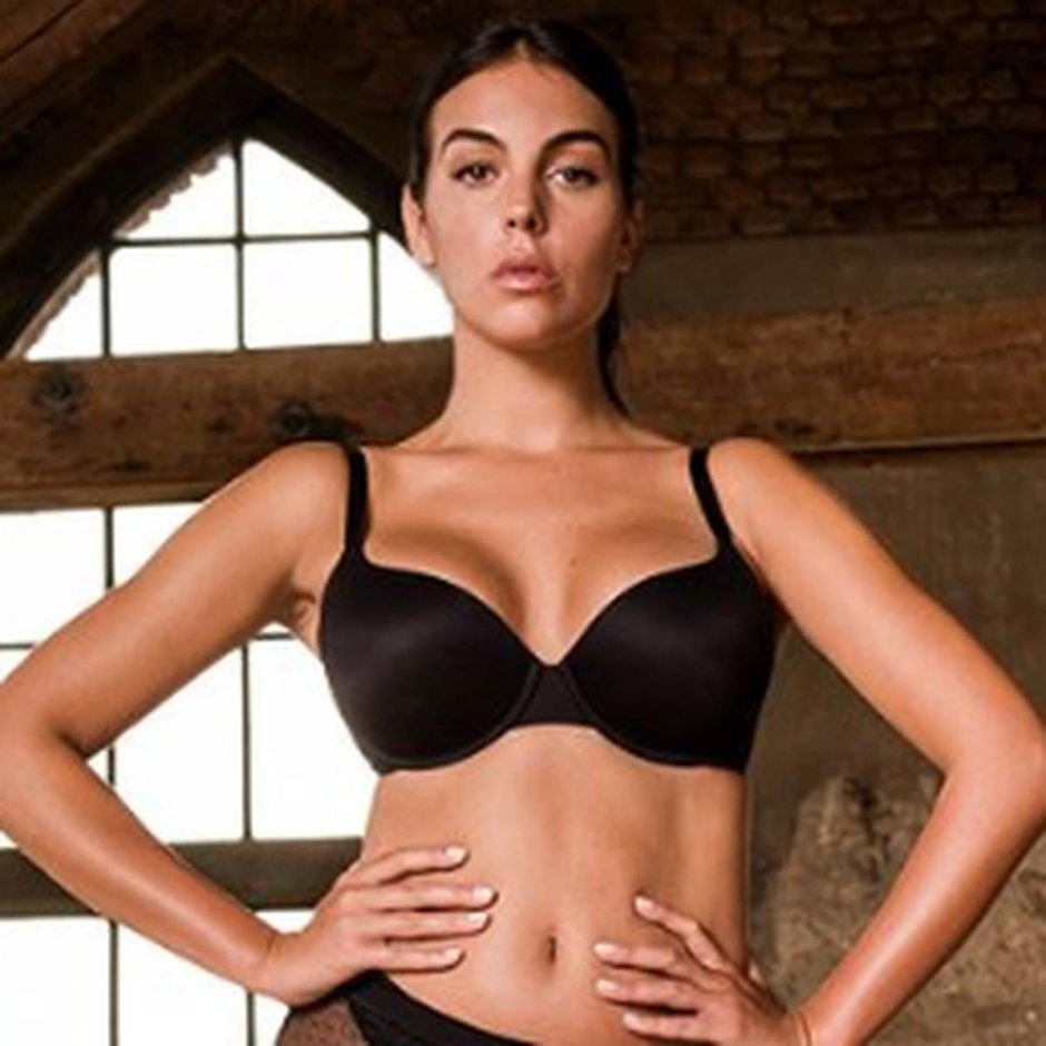 Джорджина родригес в нижнем белье